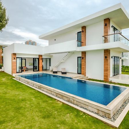 Biet Thu Mat Tien Bien Saint Simeon Resort Vung Tau Buitenkant foto