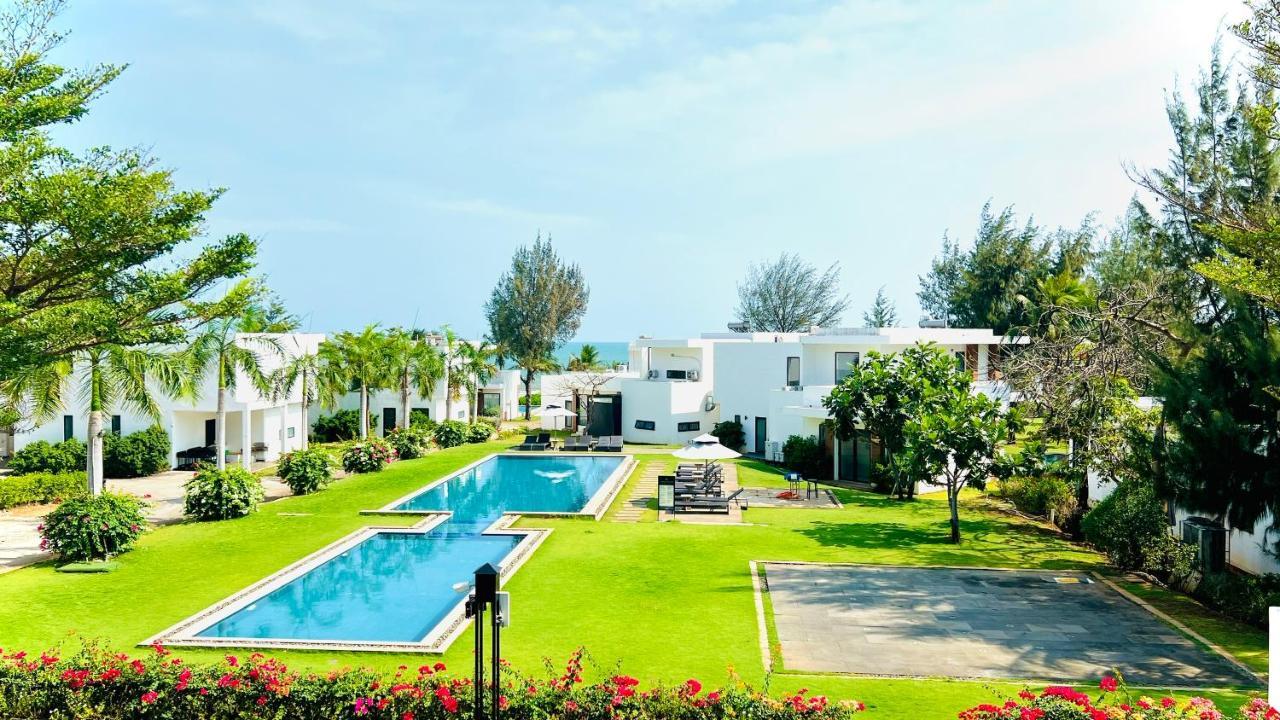 Biet Thu Mat Tien Bien Saint Simeon Resort Vung Tau Buitenkant foto