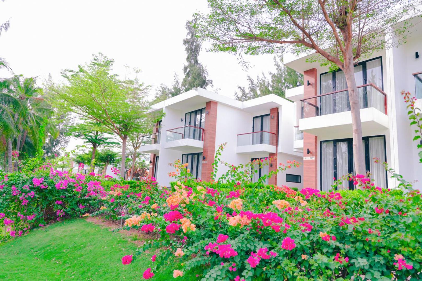 Biet Thu Mat Tien Bien Saint Simeon Resort Vung Tau Buitenkant foto